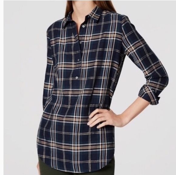 LOFT Tops - Like New!!! Loft Top sz XS - Softened